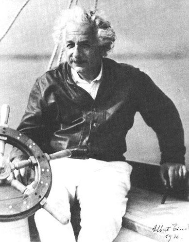 Альберт Энштейн 1936 год.jpg